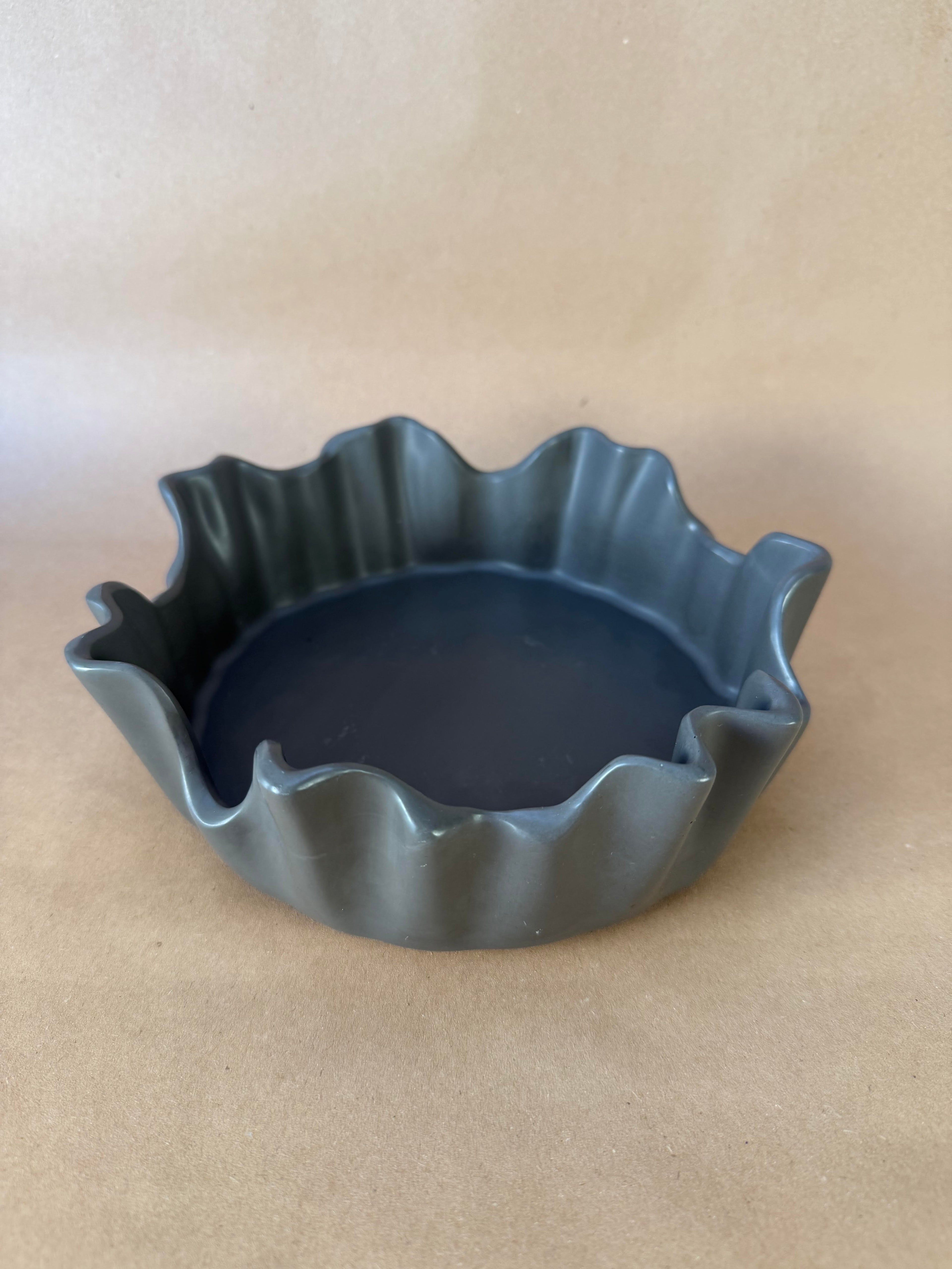 Plat Jesmonite "Tarte"