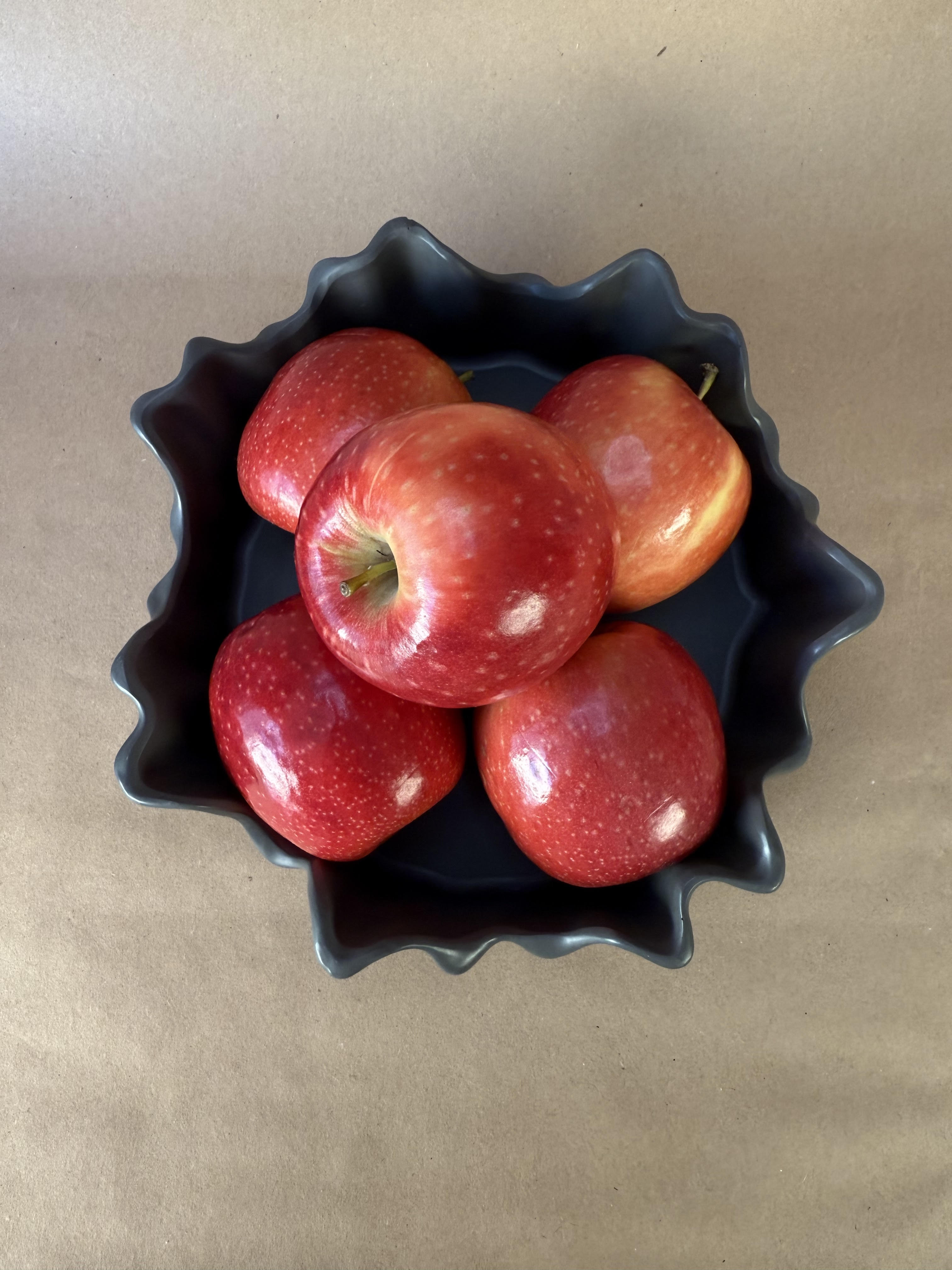 Plat Jesmonite "Tarte"